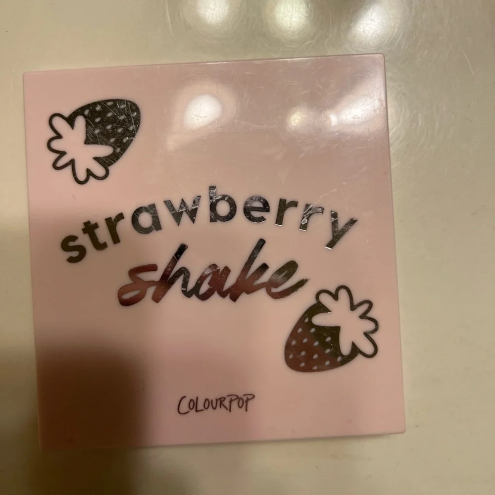 colourpop strawberry shake eyeshadow palette - Picture 2 of 3